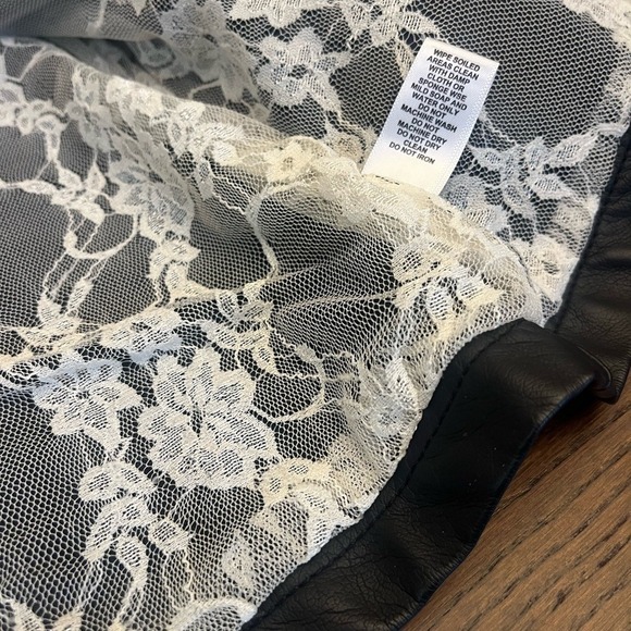 Cato Vegan Women's Leather Zip Front Moto 22/24W Jacket Black Pearl Floral‎ Lace - Picture 7 of 12